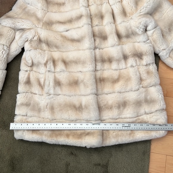 Bloomingdales/Maximilian REX RABBIT 🐇fur p… - Picture 8 of 11